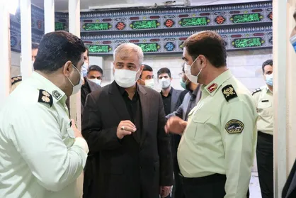 بررسی وضعیت بازداشتگاه آگاهی تهران توسط دادستان و هیات همراه + تصاویر