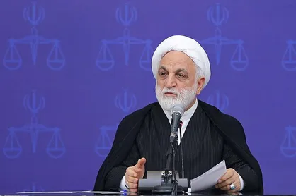 توجه دولت و قوه قضائیه مانع تعطیلی بنگاه&zwnj;های تولیدی شد/ احیای ۳ هزار و ۴۰۰ واحد تولیدی