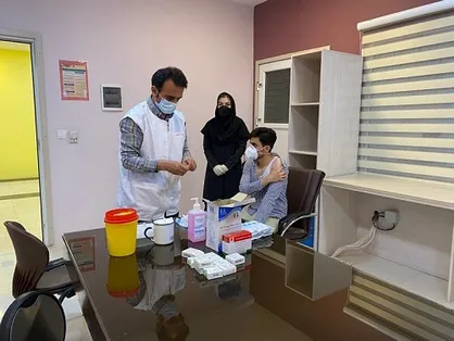 ۳۵ دانشجوی گروه پرستاری دانشگاه آزاد تاکستان واکسینه شدن