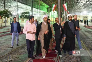 ثی