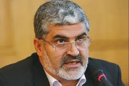 برای دور زدن تحریم&zwnj;ها و فروش نفت راه&zwnj;های مختلفی پیدا کردیم/ دولت به دنبال کسب درآمد از سایر منابع غیر نفتی باشد