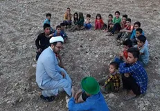 چرا مدارس ابتدایی سرویس بهداشتی یا برق ندارند؟!