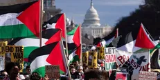 خشونت نظامیان آمریکایی در مقابل دانشجویان + عکس و فیلم