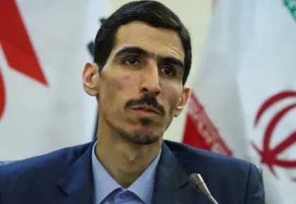 شریعتی: هیئت رئیسه به تاجگردون اجازه دفاع داد / رسیدگی به پرونده در کمیسیون اصل نود