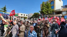 رژه مردم مرزدار ایلامی در رزمایش بزرگ «جانفدایان ایلام» + فیلم