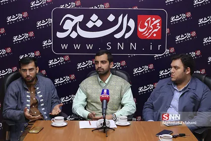 برخی سرمایه&zwnj;داران بدخیم در جمهوری اسلامی مسئولیت گرفته&zwnj;اند/ شعار مبارزه با اشرافی&zwnj;گری در جنبش دانشجویی کمرنگ شده
