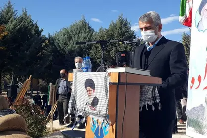 رئیس دانشگاه آزاد لرستان: شهدا قدرت نرم کشور هستند