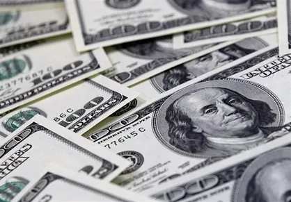 دلار ۶۲۰۰ تومانی توسط بانک مرکزی تایید نشد