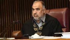 استعفای رئیس و معاون پارلمان پاکستان؛ آغاز رأی‌گیری برای «عدم اعتماد» به دولت