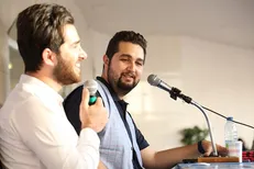 چهارمین نشست شاعران و نویسندگان طنزپردازان در مترو
