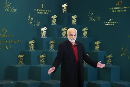 بهترین جایزه&zwnj;های فجر نصیب گروه فیلم &laquo;احمد&raquo; و &laquo;آسمان غرب&raquo; شد + فیلم