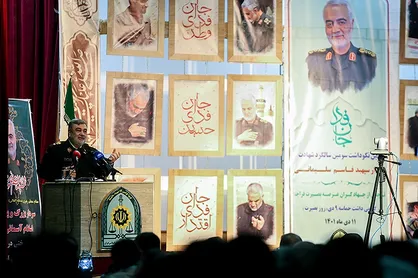 از خاطره&zwnj;گویی فرمانده تا عاقبت بخیری سردار دل&zwnj;ها/ انتظامی کشور با پیروی از مکتب حاج قاسم دشمن را مایوس خواهد کرد