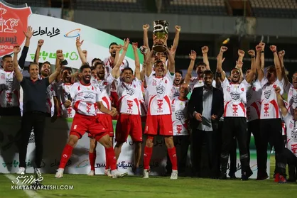 مهر تایید نماینده مجلس به تبعیض بین استقلال و پرسپولیس در دولت روحانی+ فیلم