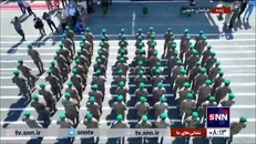 رجزخوانی حماسیرژه نیروهای مسلح سپاه انصار الرضا (ع) خراسان جنوبی در مراسم رژه نیرو‌های مسلح