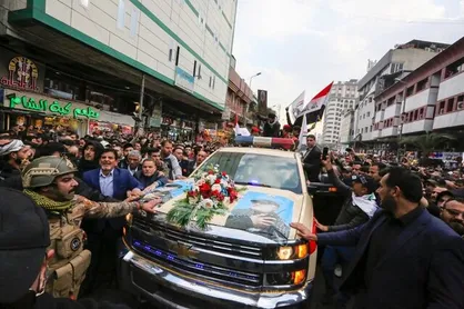 انتقال پیکر شهید سلیمانی و المهندس به کربلا