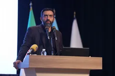 میانگین رضایتمندی استادان از رؤسای دانشگاه‌ها ۷۲ درصد است