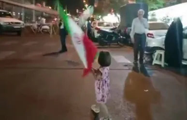 پرچم دار کوچک میدان جمهوری