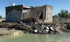بندری‌ها چشم به راه کمک / سیلاب هرمزگان را در برگرفته، اما مسئولان غافل‌اند!