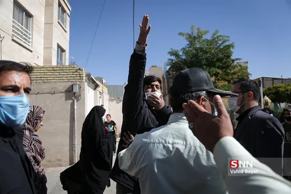تجمع مردم مشهد در اعتراض به تخریب مسجد &laquo;هفت در&raquo;