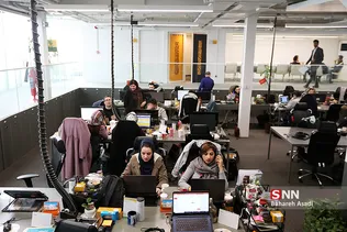 بازدید معاون پارلمانی رئیس جمهور از کارخانه نوآوری آزادی