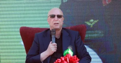 باید از عمود خیمه انقلاب که همان ولایت است، محافظت کنیم