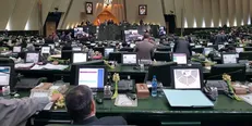 باز هم حمایت یک عضو لیست امید از سران فتنه ۸۸/ درخواست «رفع حصر» فضای پارلمان را متشنج کرد