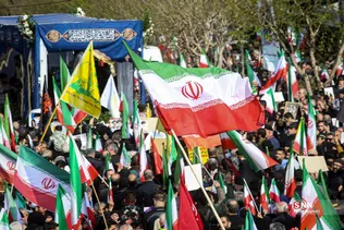 مراسم تشییع شهدای ناوگان دنا در میدان انقلاب تهران