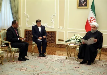 ابراز علاقه روحانی به افزایش سطح روابط با تانزانیا