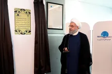 افتتاح «ترمینال-گالری سلام» در فرودگاه امام (ره) توسط روحانی