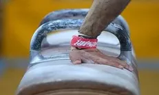 ستاره ژیمناستیک به ناداوری باخت