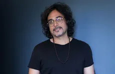 محسن شریفیان خواننده: اگر حمایت و دفاع از جزایر سه گانه ایرانی و خلیج فارس مزدوری محسوب میشود من هم یک مزدور هستم