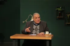 افروز: دختر و پسر برای ازدواج باید حداقل ۱۴ ساعت در معرض مستقیم هم قرار بگیرند