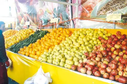قیمت میوه کاهش می&zwnj;یابد