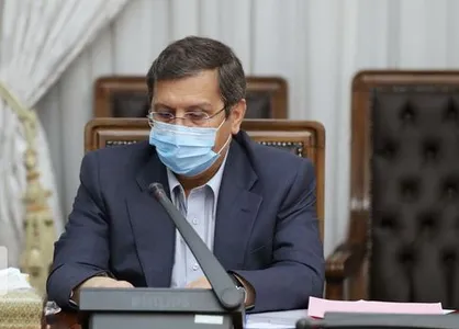 همتی: توان خرید مردم با حرف و جنجال سیاسی تقویت نمی&zwnj;شود