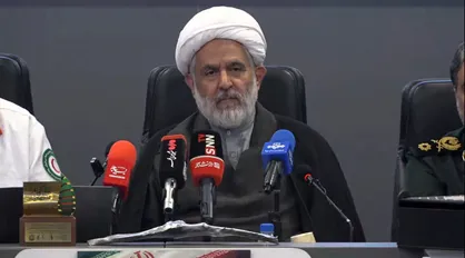 حجت&zwnj;الاسلام طائب: امروز ملت ایران برای گرفتن حق خود، پای تنگه هرمز ایستاده است/ هلال احمر در همه عرصه&zwnj;ها تمام قد ایستاده است + فیلم