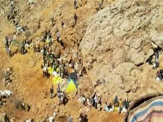 بازار داغ دلالی در معدن آلبلاغ اسفراین / سوء استفاده از دانشجویان غیربومی برای جابجایی مواد معدنی!