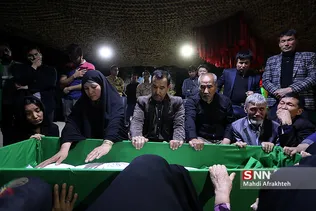 وداع با پیکر شهید مدافع حرم علیرضا اکبری