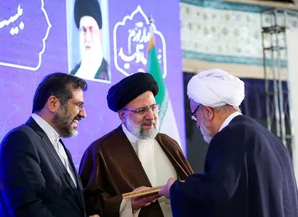 ۱۵ خادم قرآنی با حضور رییس&zwnj;جمهوری تجلیل شدند