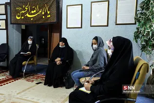 بررسی تاثیر نظام آموزشی بر هویت‌یابی دختران 