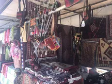 برپایی نمایشگاه صنایع‌دستی و سوغات استانی در دانشگاه کردستان+ تصاویر