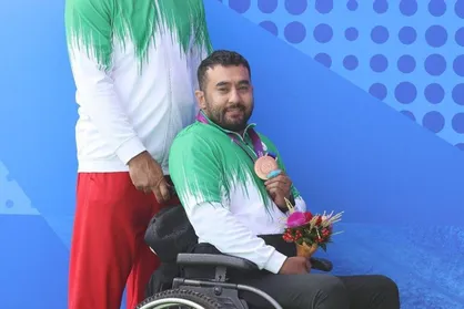 مسجدی: توانستم رکورد آسیا را ارتقا دهم/ بدون شهدا هیچ مدالی در کار نبود