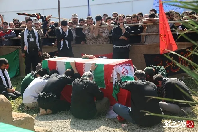 تدفین 18 ساله شهید