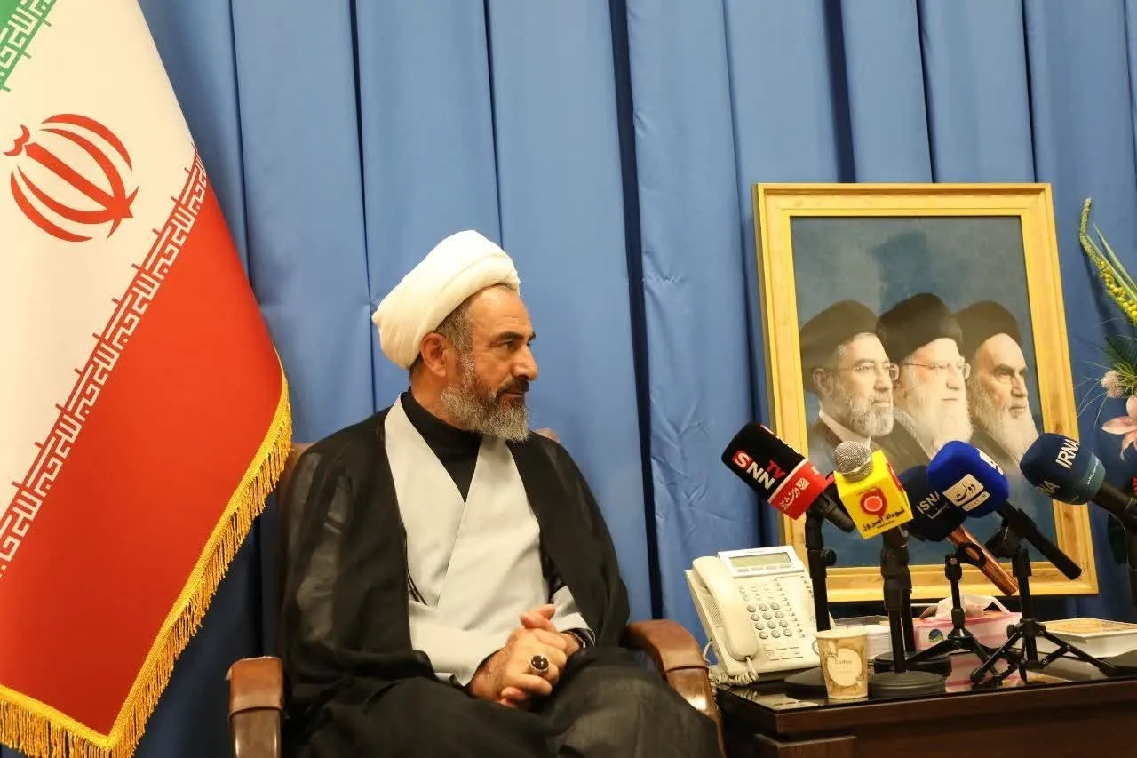 نماینده ولی‌فقیه در ایلام: اربعین بزرگ‌ترین فرصت برای تقویت جبهه فرهنگی و انسجام ملی است