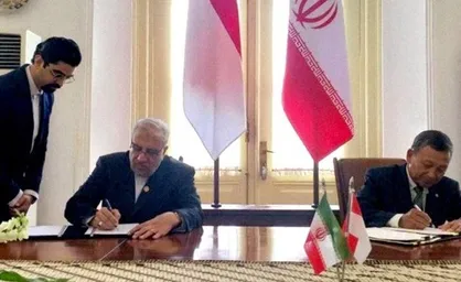 امضای ۱۱ سند همکاری میان ایران و اندونزی در حوزه&zwnj;های نفت و گاز