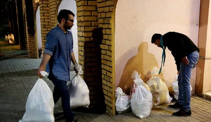 توزیع مواد غذایی بین خانواده&zwnj;های بی&zwnj;بضاعت مناطق محروم مشهد انجام شد