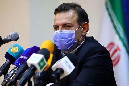 عزیزی خادم: منتظر و مترصد گرفتن میزبانی انتخابی جام جهانی هستیم/ فدراسیون فوتبال اغماض و مماشات نخواهد کرد