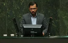 نماینده بروجرد: رئیس جمهور مراقب اظهارات خود باشد