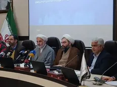 پروژه قطار سریع‌السیر مشهد با وجود پیگیری‌ فراوان به نتیجه نرسیده است