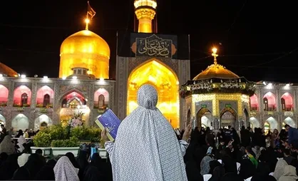 ویژه برنامه &laquo;پناهم بده&raquo; از حرم امام رضا (ع) روی آنتن می&zwnj;رود