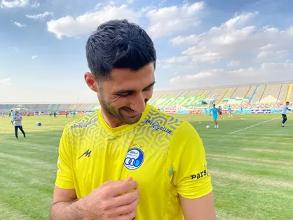 مدیر برنامه رشید مظاهری استقلال را تهدید کرد